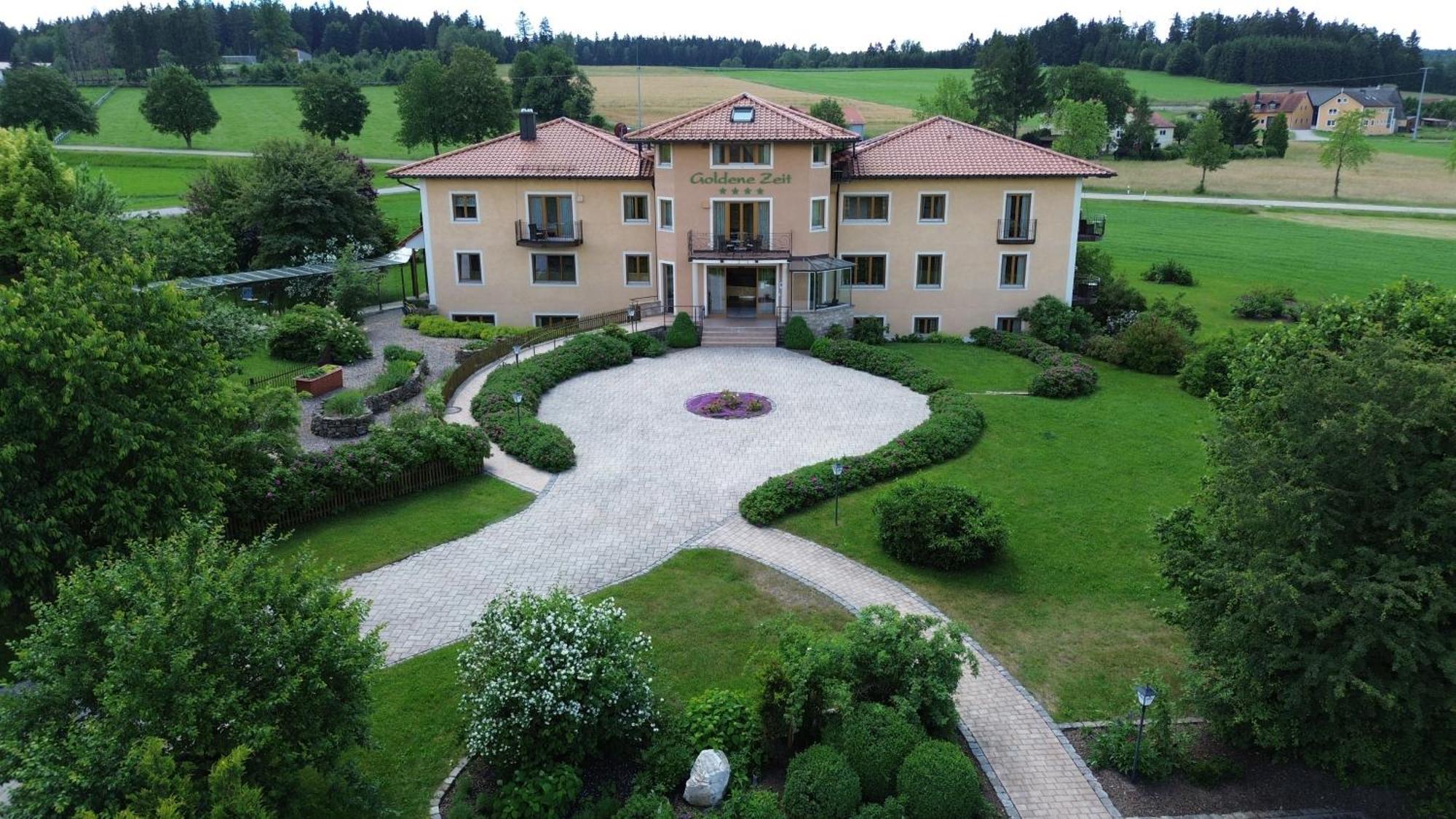 Naturhotel Goldene Zeit Georgenberg Exterior foto