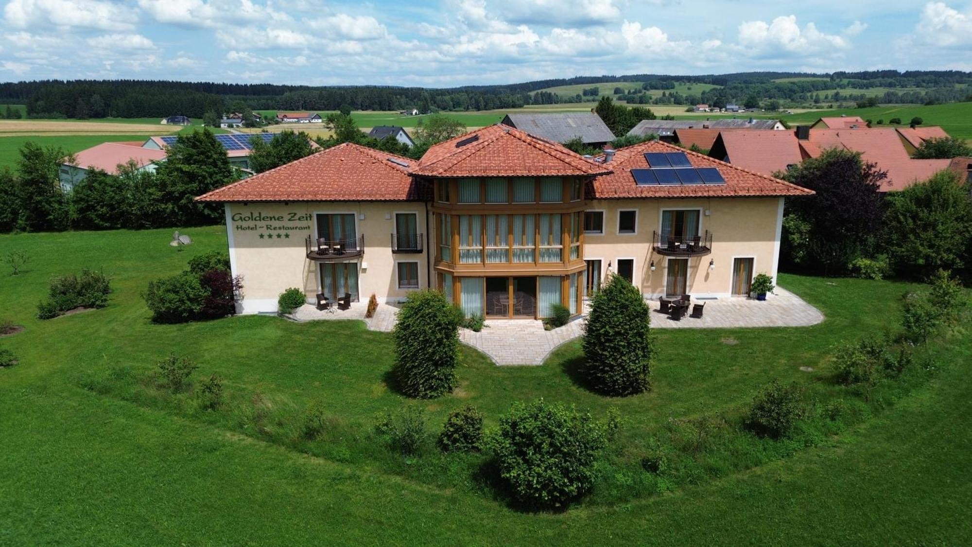 Naturhotel Goldene Zeit Georgenberg Exterior foto