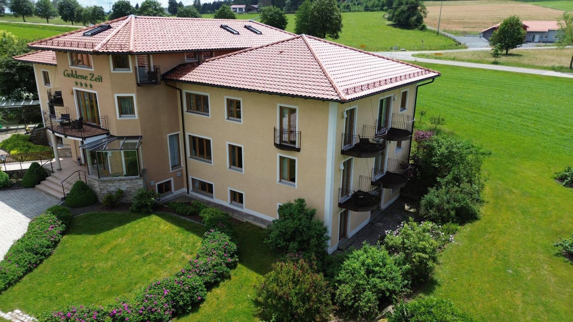 Naturhotel Goldene Zeit Georgenberg Exterior foto